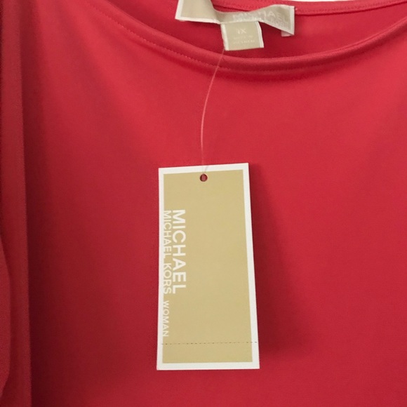 Cold Shoulder Top - Picture 4 of 4